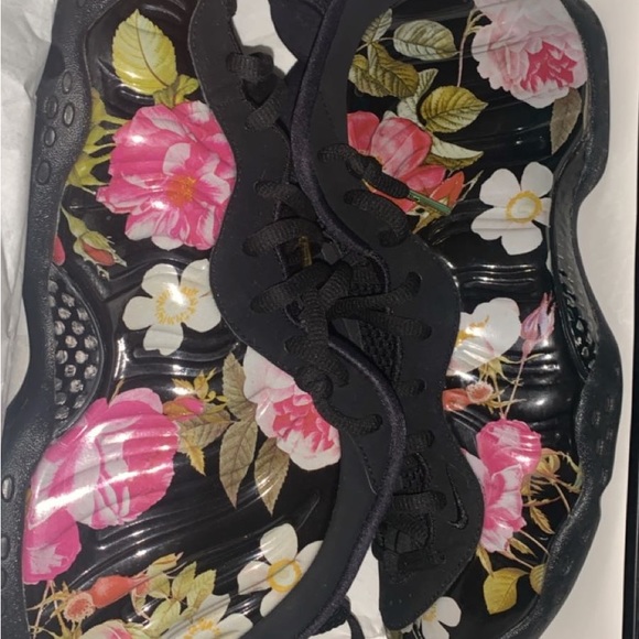 Shoes sizes 9-10.5 main image 4